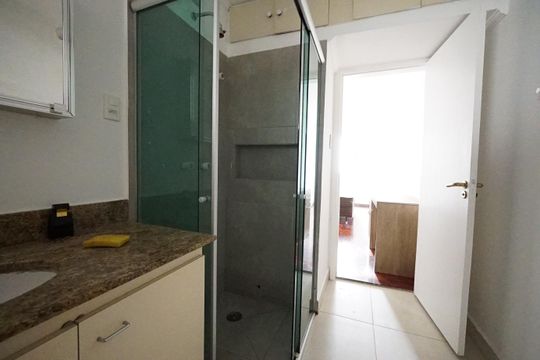Banheiro Suíte de apartamento para alugar com 3 quartos, 133m² em Paraíso, São Paulo