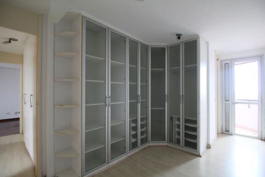 Quarto 3 de apartamento para alugar com 3 quartos, 160m² em Jardim Ampliação, São Paulo
