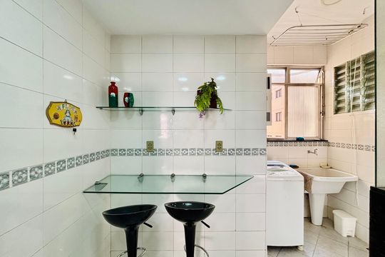 Cozinha de apartamento à venda com 3 quartos, 140m² em Copacabana, Rio de Janeiro