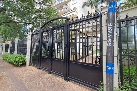 Fachada de apartamento para alugar com 3 quartos, 100m² em Vila Ipojuca, São Paulo