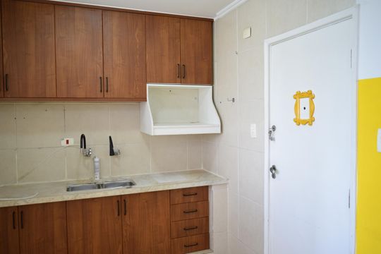 Cozinha de apartamento para alugar com 2 quartos, 103m² em Paraíso, São Paulo