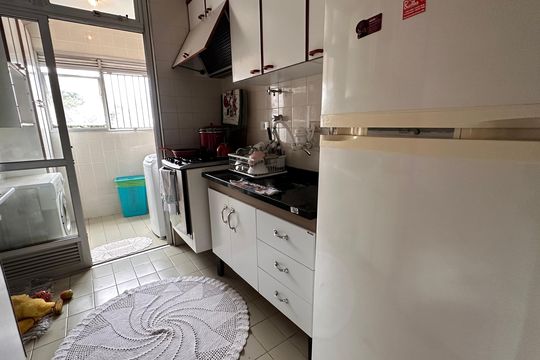 Cozinha de apartamento para alugar com 1 quarto, 70m² em Chácara Santo Antônio (zona Sul), São Paulo