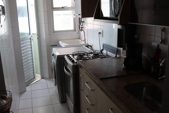 Cozinha de apartamento para alugar com 2 quartos, 70m² em Barra da Tijuca, Rio de Janeiro