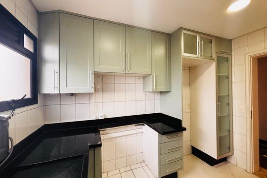 Cozinha de apartamento para alugar com 5 quartos, 200m² em Alphaville Industrial, Barueri