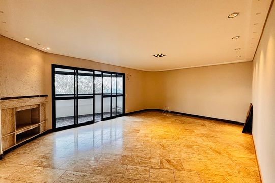 Apartamento para alugar com 5 quartos, 200m² em Alphaville Industrial, Barueri