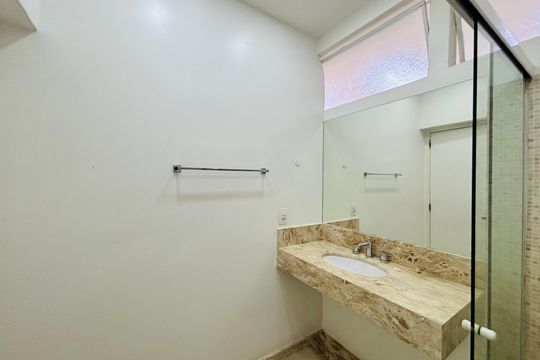 Apartamento para alugar com 4 quartos, 328m² em Copacabana, Rio de Janeiro