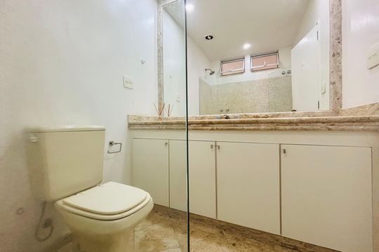 Apartamento para alugar com 4 quartos, 328m² em Copacabana, Rio de Janeiro