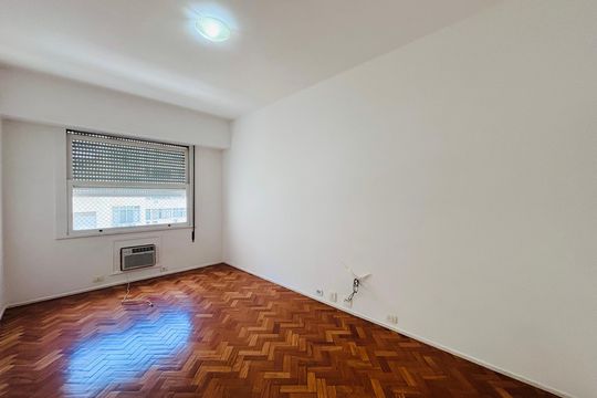 Apartamento para alugar com 4 quartos, 328m² em Copacabana, Rio de Janeiro