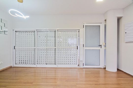 Sala de apartamento à venda com 2 quartos, 60m² em Jardim das Laranjeiras, São Paulo