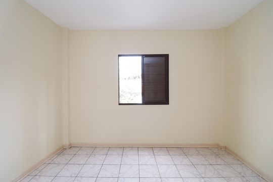 Quarto 1 de apartamento para alugar com 2 quartos, 84m² em Santa Teresinha, São Paulo