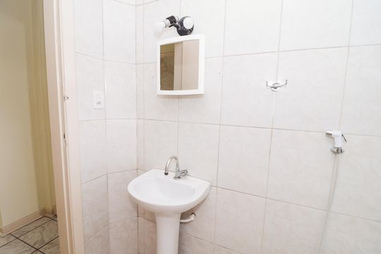 Banheiro de apartamento para alugar com 2 quartos, 84m² em Santa Teresinha, São Paulo