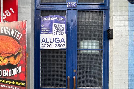 Placa  de apartamento para alugar com 1 quarto, 59m² em Santo Amaro, São Paulo