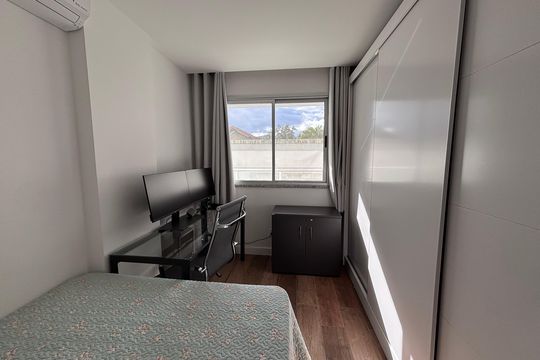 Quarto  de apartamento à venda com 3 quartos, 83m² em Recreio dos Bandeirantes, Rio de Janeiro