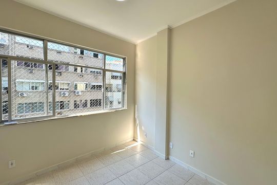 Quarto de apartamento para alugar com 2 quartos, 80m² em Copacabana, Rio de Janeiro