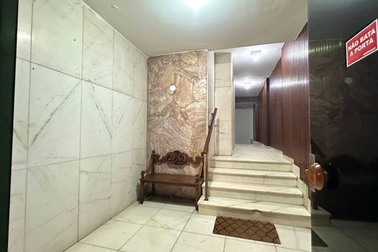 Área comum de apartamento para alugar com 2 quartos, 80m² em Copacabana, Rio de Janeiro