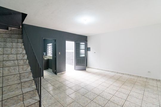 Casa para alugar com 3 quartos, 100m² em Vila Guarani (z Sul), São Paulo