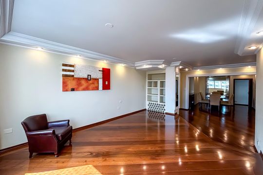 Apartamento para alugar com 3 quartos, 170m² em Boaçava, São Paulo