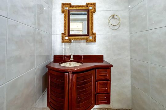 Lavabo de apartamento para alugar com 3 quartos, 170m² em Boaçava, São Paulo