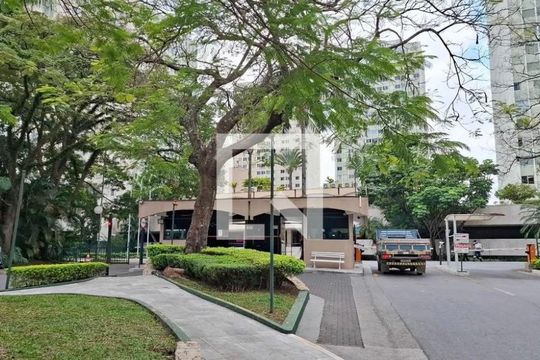 Fachada de apartamento para alugar com 3 quartos, 170m² em Boaçava, São Paulo