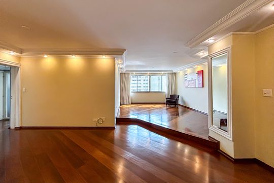 Apartamento para alugar com 3 quartos, 170m² em Boaçava, São Paulo