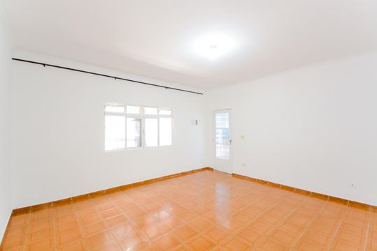 Casa para alugar com 2 quartos, 100m² em Vila Santa Maria, Guarulhos