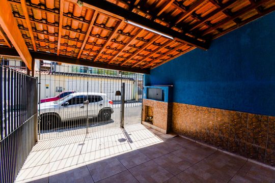 Garagem de casa para alugar com 2 quartos, 100m² em Vila Santa Maria, Guarulhos