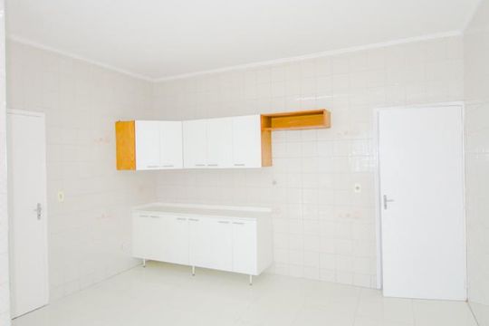 Cozinha de casa para alugar com 2 quartos, 100m² em Vila Santa Maria, Guarulhos