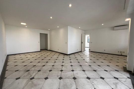 Sala de apartamento para alugar com 4 quartos, 143m² em Barra da Tijuca, Rio de Janeiro