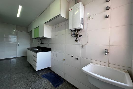 Área de Serviço de apartamento para alugar com 4 quartos, 143m² em Barra da Tijuca, Rio de Janeiro