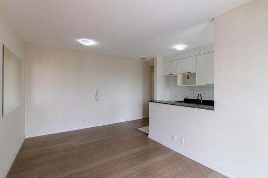 Sala de apartamento para alugar com 2 quartos, 52m² em Jardim Flor da Montanha, Guarulhos