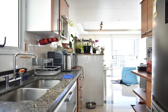 Cozinha de apartamento à venda com 3 quartos, 105m² em Chácara Inglesa, São Paulo