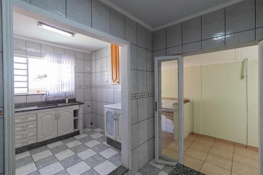 Cozinha de casa para alugar com 4 quartos, 200m² em Parque Imperador, Campinas