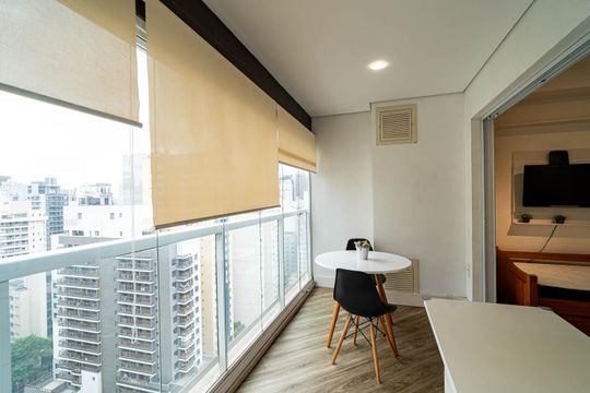 Varanda de kitnet/studio para alugar com 1 quarto, 34m² em Consolação, São Paulo