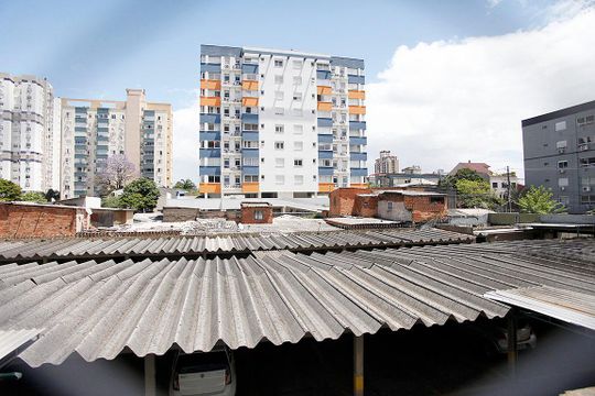 Quarto Suíte Vista de apartamento para alugar com 1 quarto, 45m² em Azenha, Porto Alegre