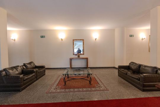 Hall de entrada de apartamento para alugar com 1 quarto, 54m² em Bela Vista, São Paulo