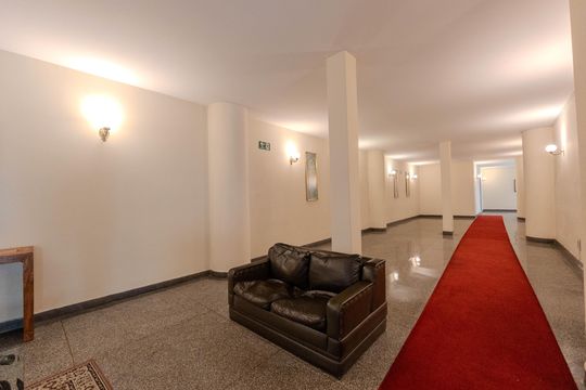 Hall de entrada de apartamento para alugar com 1 quarto, 54m² em Bela Vista, São Paulo