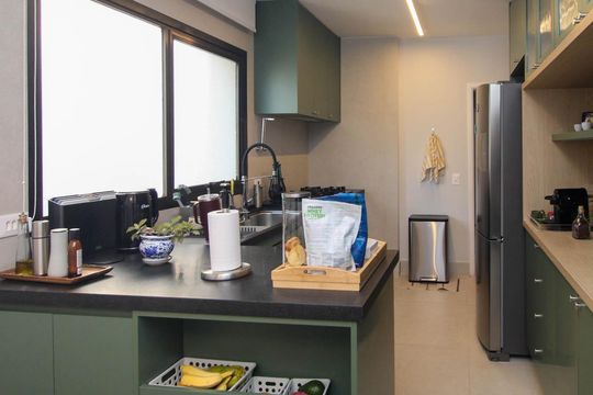 Cozinha  de apartamento à venda com 4 quartos, 177m² em Jardim Ampliação, São Paulo