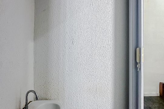 Banheiro de kitnet/studio para alugar com 1 quarto, 16m² em Brás, São Paulo