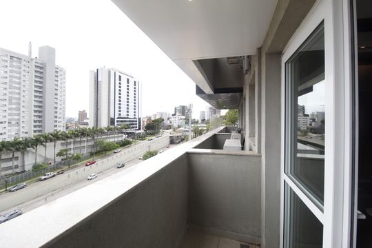 Sacada da Cozinha de apartamento para alugar com 1 quarto, 52m² em Petrópolis, Porto Alegre
