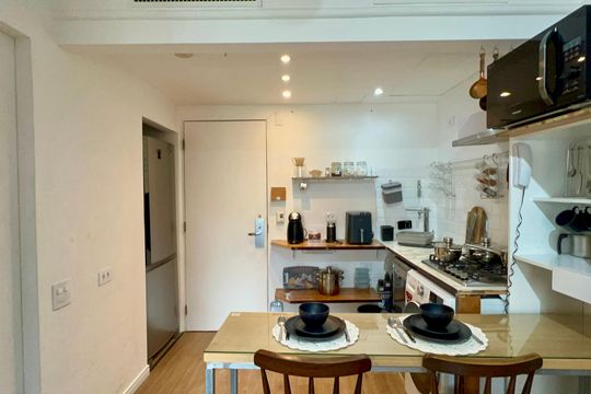 Cozinha de apartamento para alugar com 1 quarto, 30m² em Jardim Paulista, São Paulo