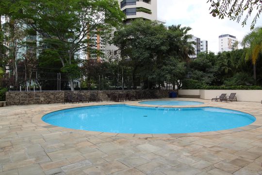 Área Comum - Piscina de apartamento à venda com 3 quartos, 210m² em Moema, São Paulo