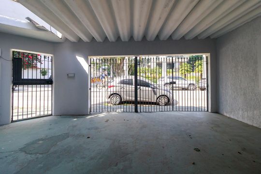 Garagem de casa para alugar com 3 quartos, 170m² em Cidade Monções, São Paulo