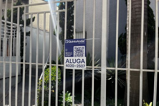 Placa de apartamento para alugar com 3 quartos, 70m² em Vila Barbosa, São Paulo