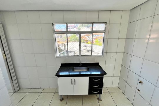 Cozinha de apartamento para alugar com 3 quartos, 70m² em Vila Barbosa, São Paulo