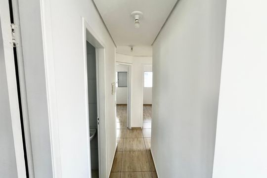 Corredor de apartamento para alugar com 3 quartos, 70m² em Vila Barbosa, São Paulo