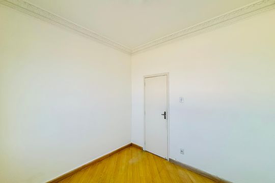 Quarto de apartamento para alugar com 2 quartos, 75m² em Leme, Rio de Janeiro