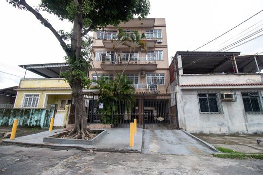 Fachada de apartamento à venda com 2 quartos, 65m² em Penha, Rio de Janeiro