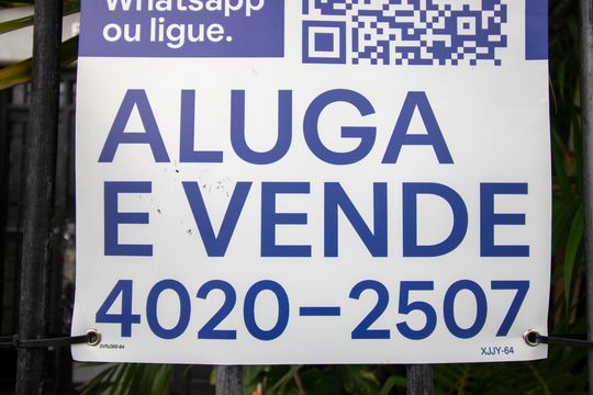 Placa de apartamento à venda com 2 quartos, 65m² em Penha, Rio de Janeiro