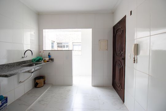 Cozinha de apartamento à venda com 2 quartos, 65m² em Penha, Rio de Janeiro