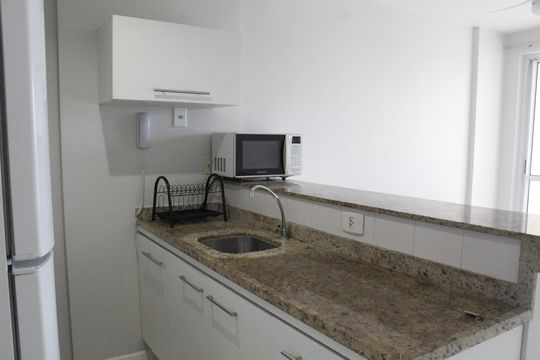 Cozinha/Área de serviço de apartamento para alugar com 1 quarto, 45m² em Barra da Tijuca, Rio de Janeiro